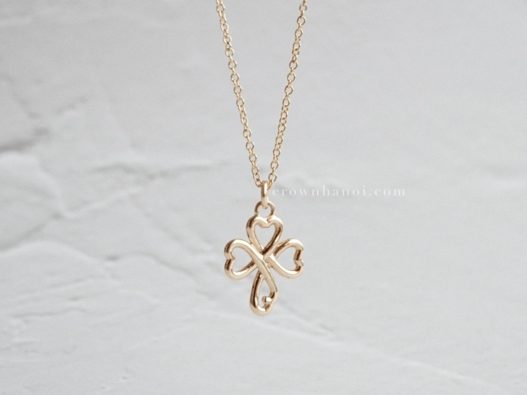 HEART SHAPE CLOVER NECKLACE