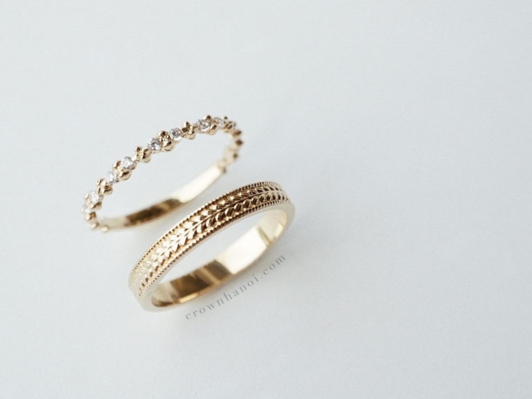 LILY ETERNITY RING & LAUREL BAND RING