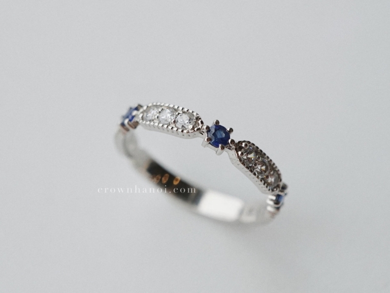 SAPPHIRE FRENCH PAVE RING - 2.5MM