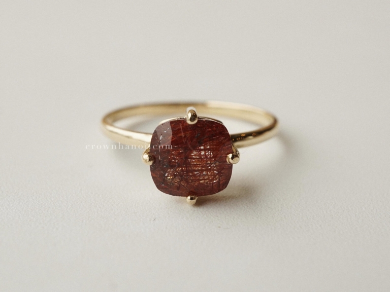 PRONG CUSHION RUTILATED QUARTZ RING