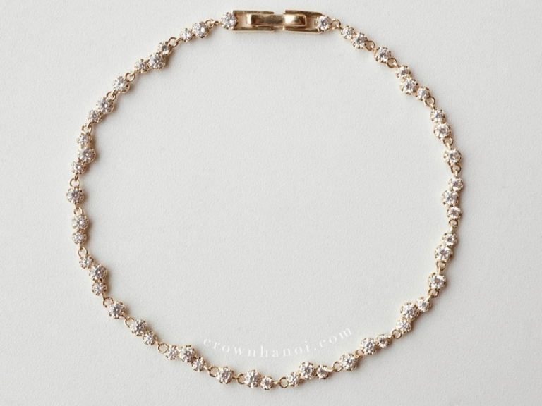 PETITE CLUSTER TENNIS BRACELET