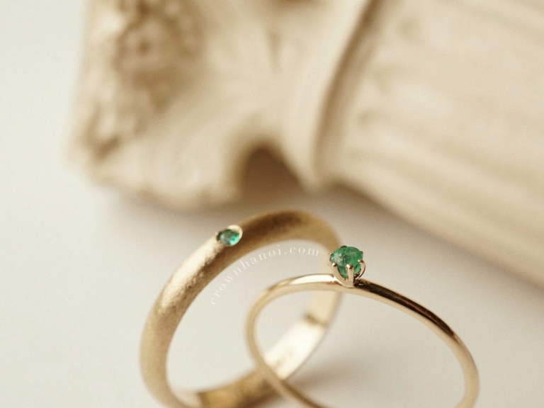 EMERALD UNO RING & DANDELION SKINNY RING