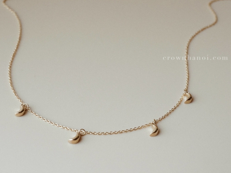 MULTI PUFF CRESCENT ANKLET