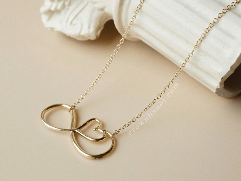 ENDLESS LOVE NECKLACE