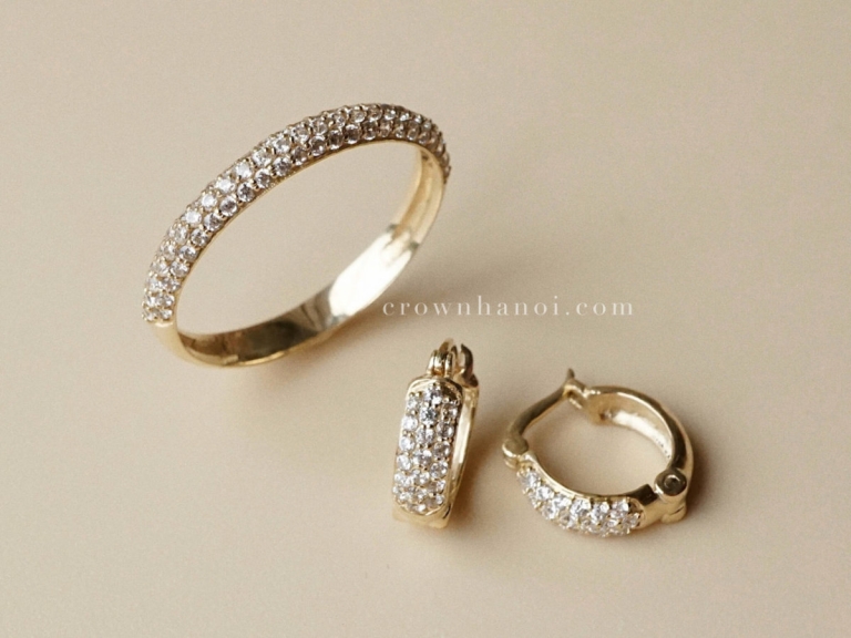 SPARKLE PAVE