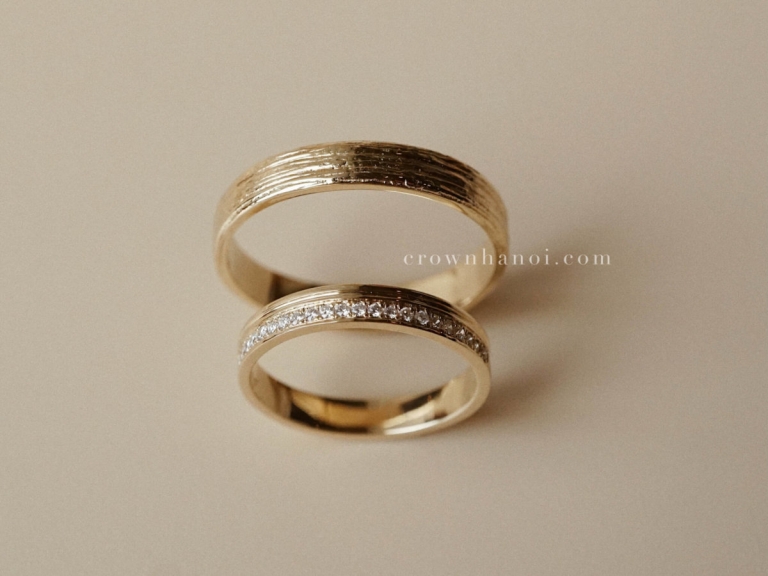 WOOD GRAIN RING - 3.5MM & HALF FRINGE PAVE RING