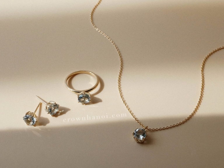 AQUAMARINE