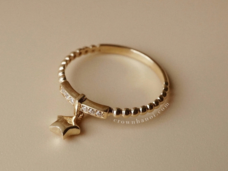 BEADED RING - DROP STAR