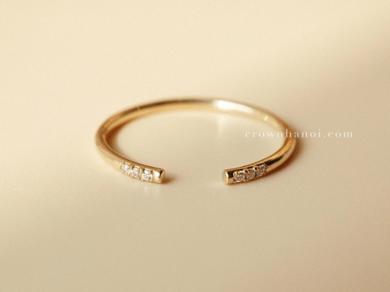 SKINNY RING - TRI STONE OPEN
