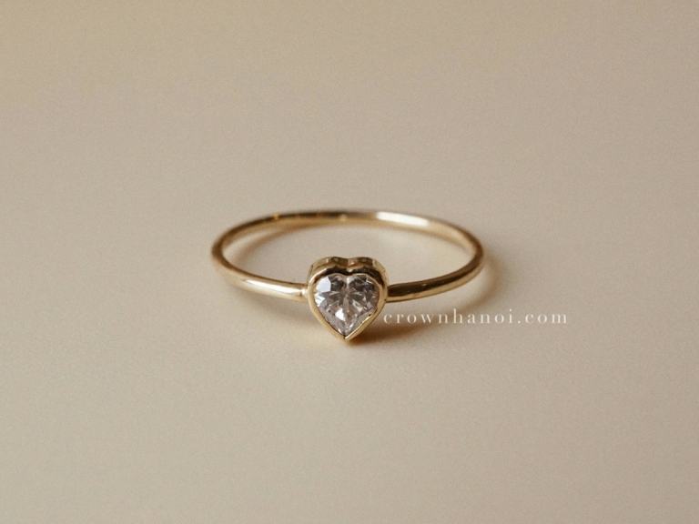 SKINNY RING - HEART STONE