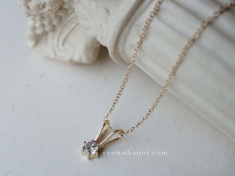 RABBIT NECKLACE