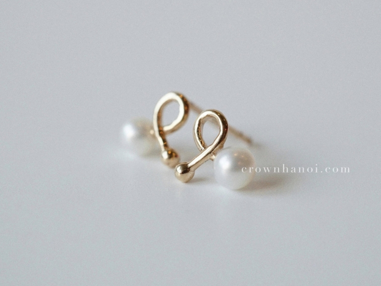CHERRY PEARL EARRINGS