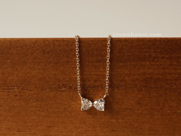 HEART BOW NECKLACE