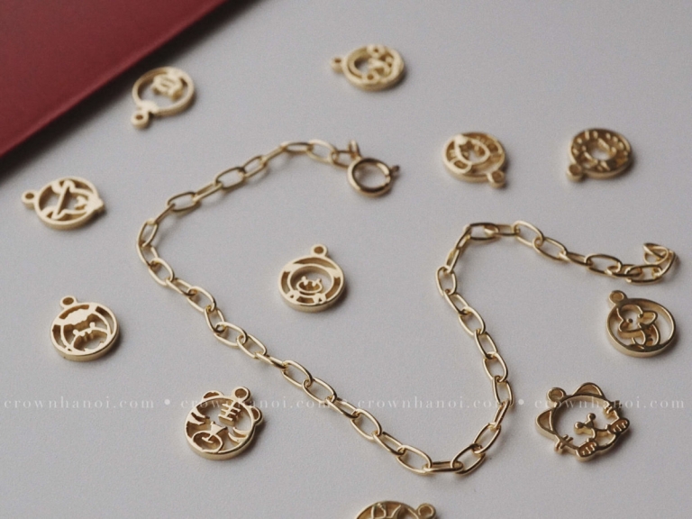 ZODIAC SHORT RECTANGLE CHAIN BRACELET