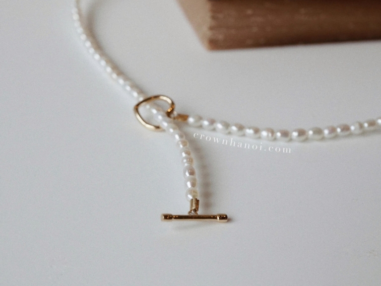 HEART FRAME 2.0 CLASP - RICE SHAPE PEARL CHOKER NECKLACE