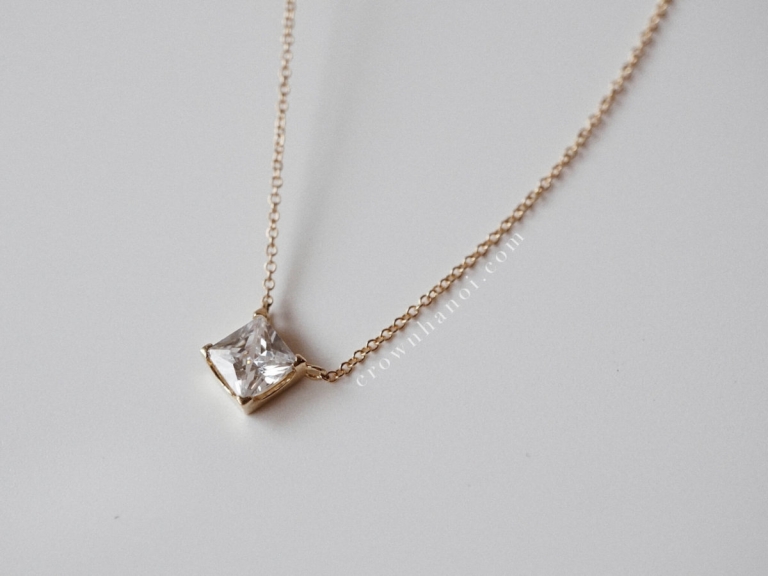 PRONG SQUARE STONE NECKLACE - 5x5