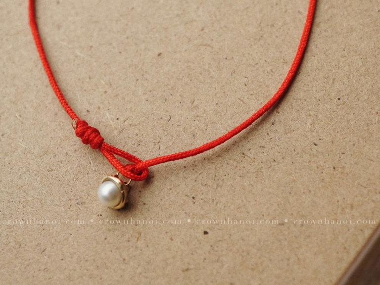 LUCKY CAT RED STRING - 4MM