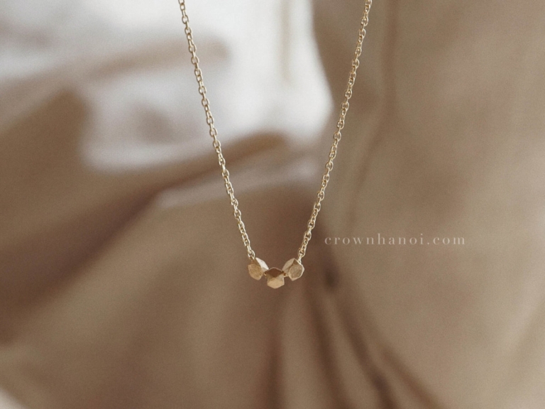 TRIPLE SUNDANCE NECKLACE