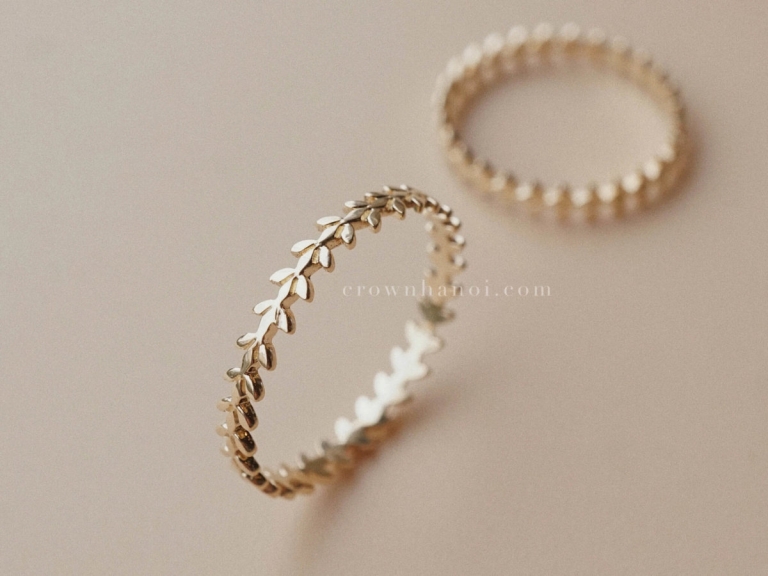 OLIVE LEAF BAND RING