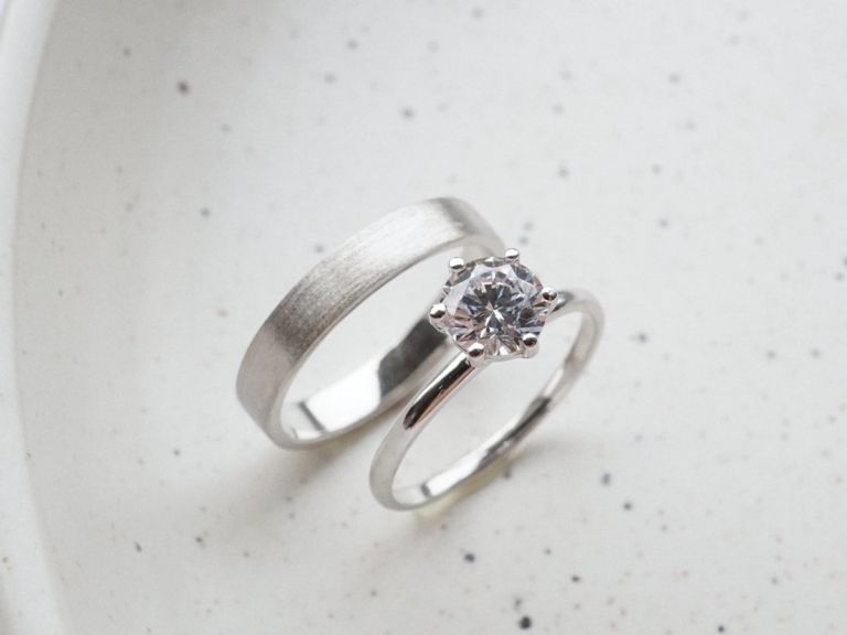6 PRONG SOLITAIRE RING & BAND RING – 3MM