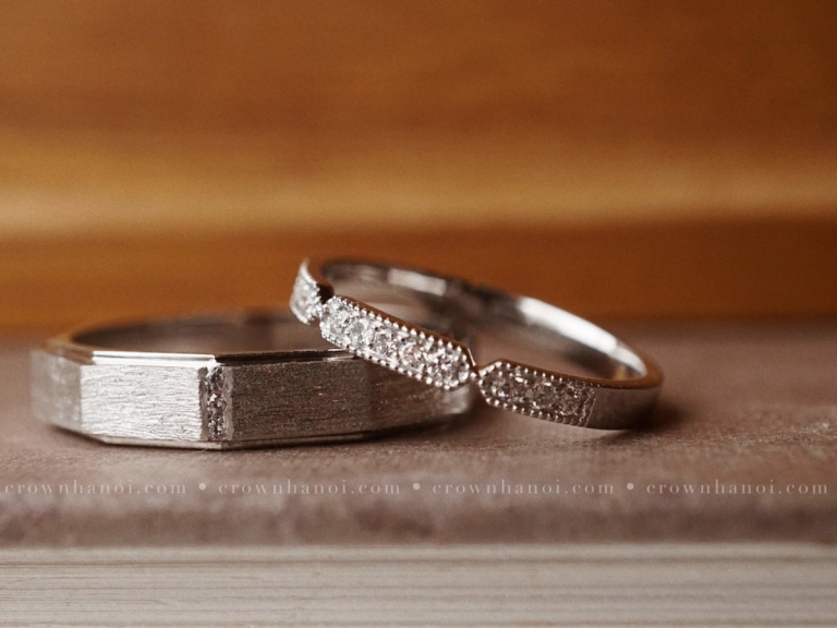 DECAGON BAND RING & FRENCH PAVE RING (PLATINUM)