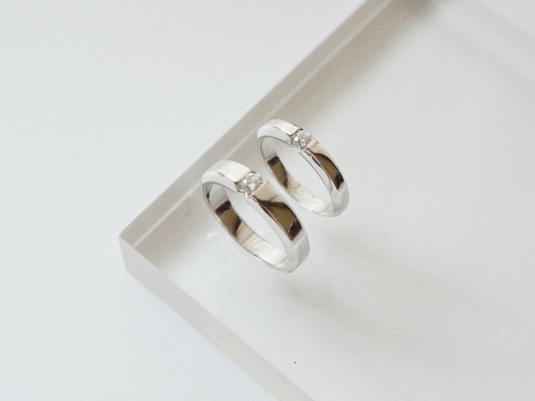 EDGE COUPLE BAND RING (PLATINUM)