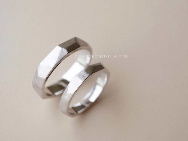FACET BAND RING 4MM & FACET BAND RING 3MM (PLATINUM)