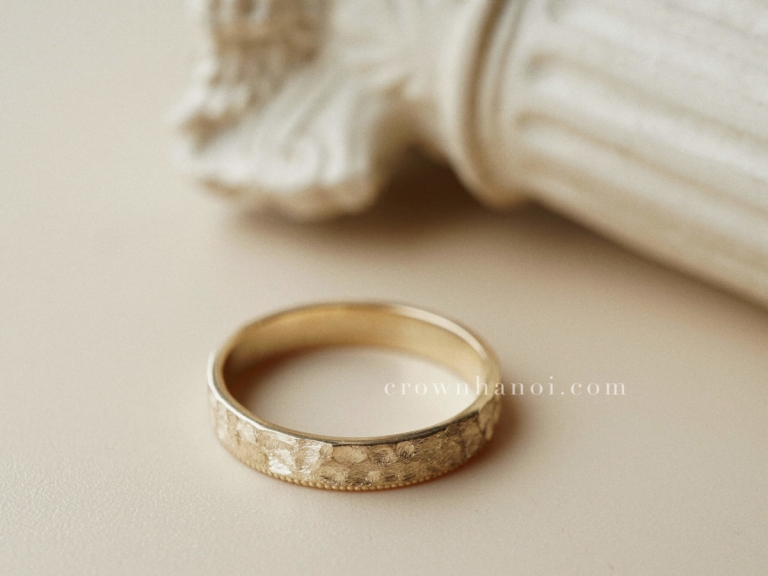 MULTIFACET MILGRAIN RING