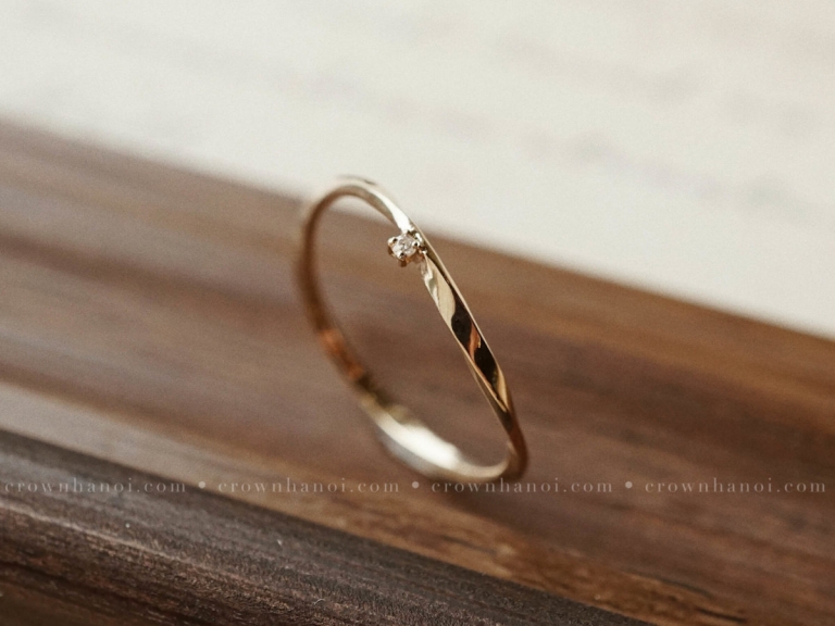 TWIST RING