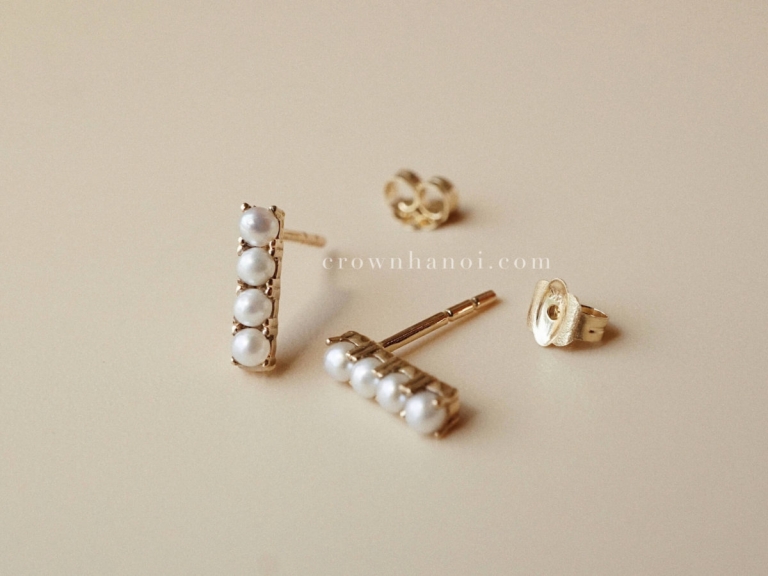PEARL BAR EARRINGS
