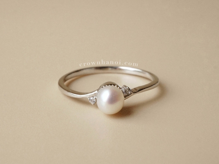PEARL MILGRAIN TWIST RING