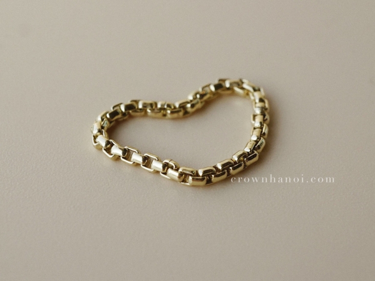 VENETIAN BOX CHAIN RING