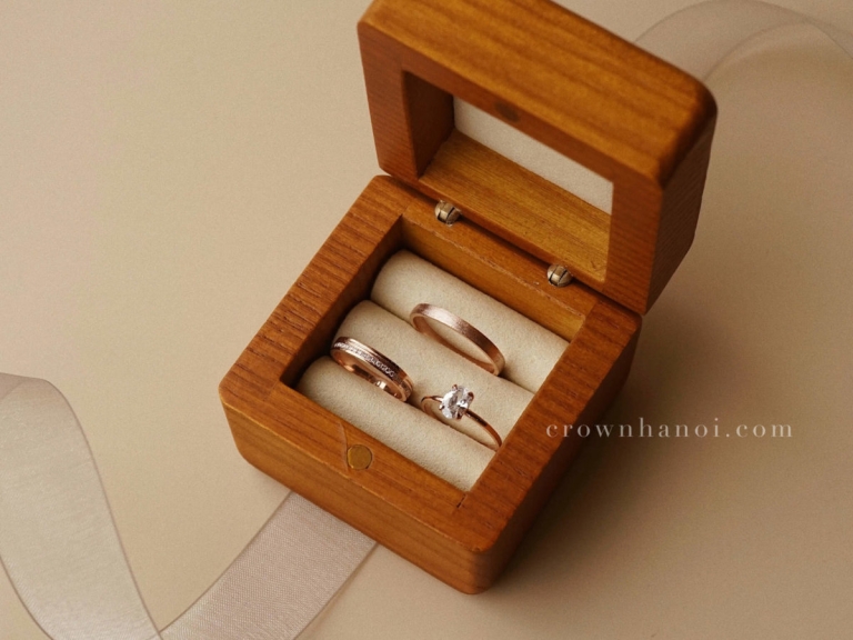 OVAL SOLITAIRE RING & BAND RING 3MM & HALF FRINGE PAVE RING