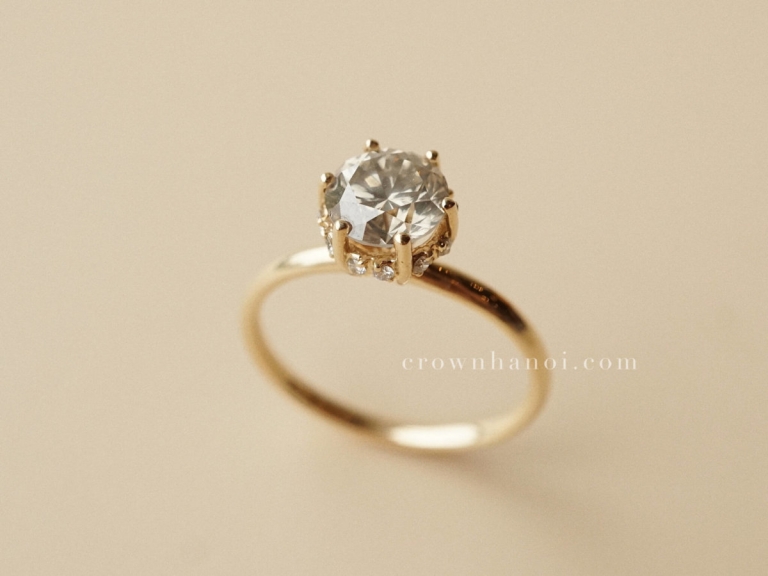 HIDDEN HALO GREY DIAMOND SOLITAIRE RING