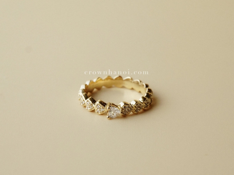 LOVE AROUND RING