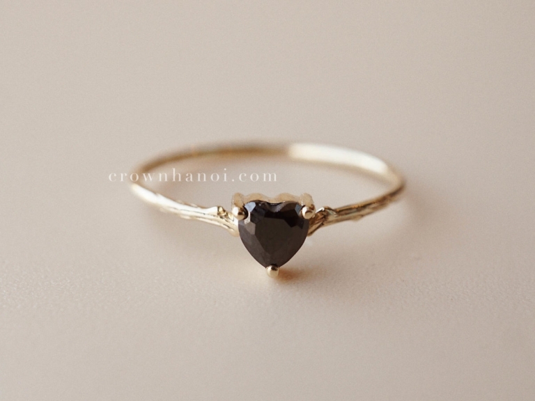 WOODEN HEART RING