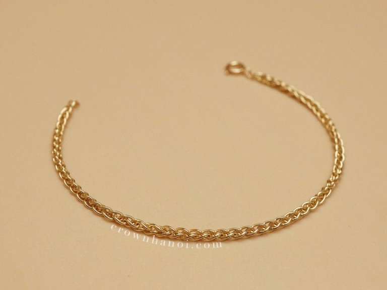 CABLE BRACELET