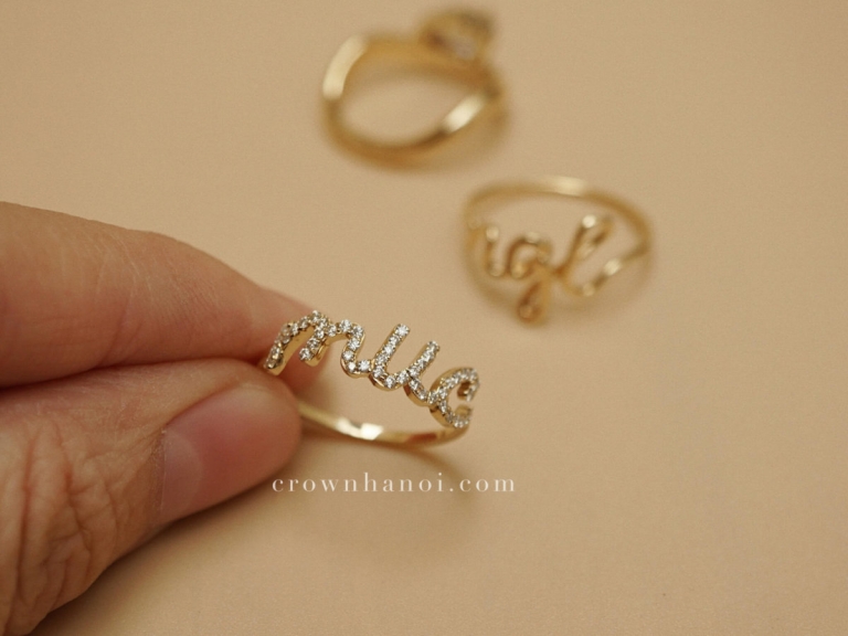PAVE NAME RING