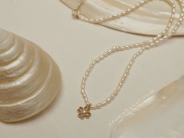 HEART CLOVER LEAF - RICE SHAPE PEARL CHOKER