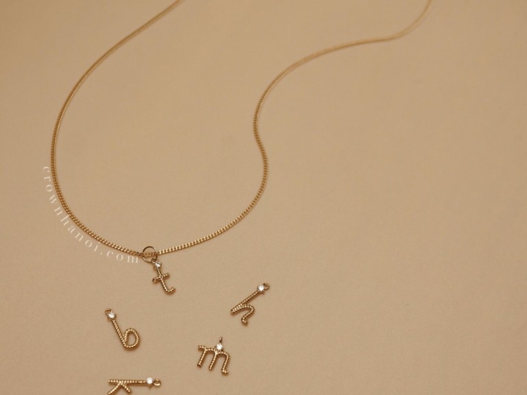 TWIST LOWERCASE LETTER CURB NECKLACE