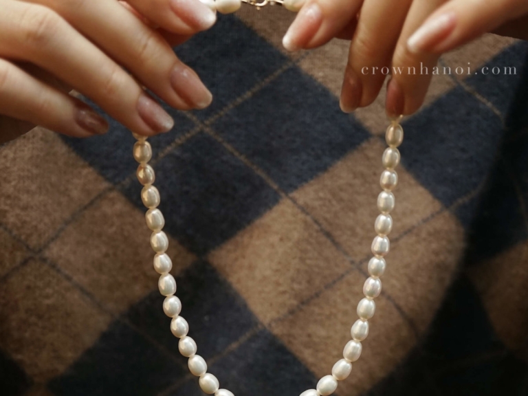 SHINY RICE SHAPE PEARL CHOKER NECKLACE