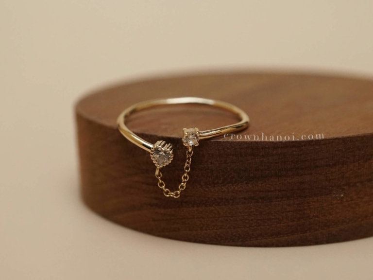 PETITE HEART PLAIN OPEN RING