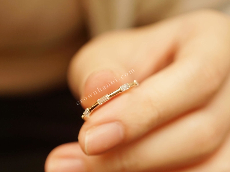 RECTANGLE ALTERNATE SKINNY RING