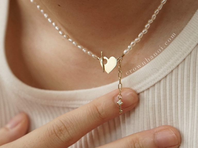 HEART & KEY CLASP - RICE SHAPE PEARL CHOKER