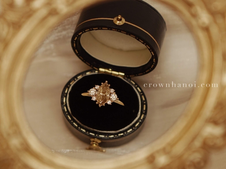 AKIRA MARQUISE CHAMPAGNE RING