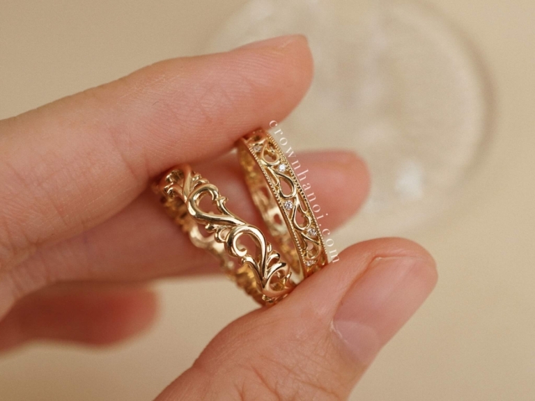 ANTIQUE PATTERN COUPLE RING