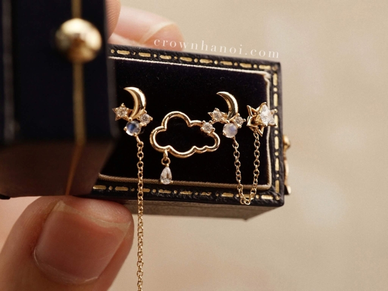 MOONLIGHT EARRINGS SET