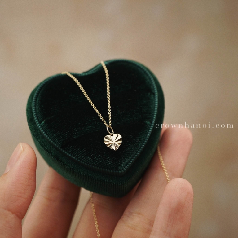 TWINKLE HEART NECKLACE