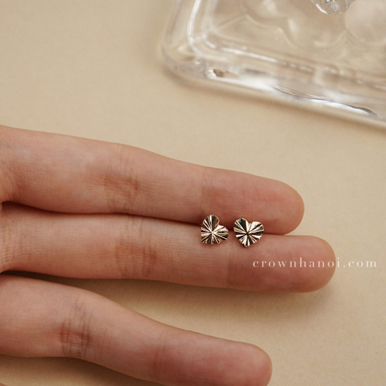 TWINKLE HEART EARRINGS