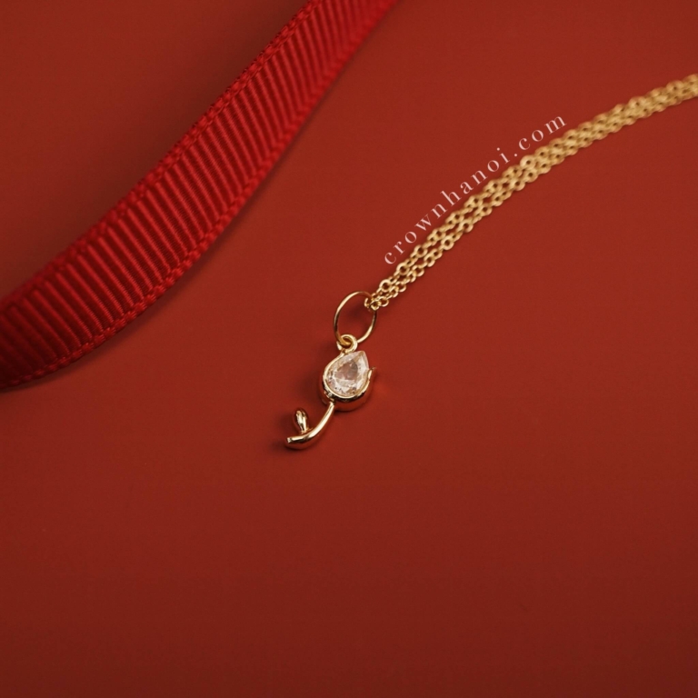 TULIP NECKLACE